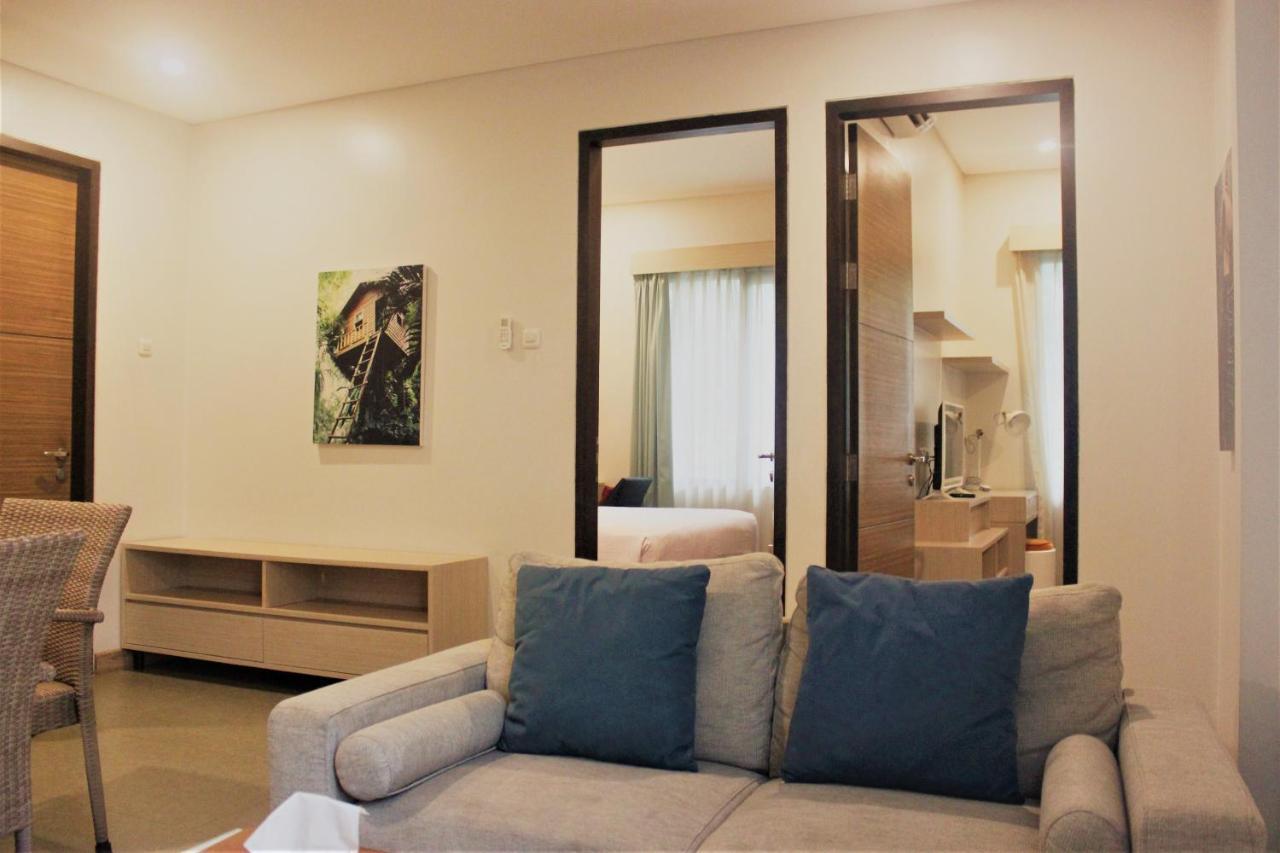 Treehouse Suites - Boutique Serviced Apartment Giacarta Esterno foto