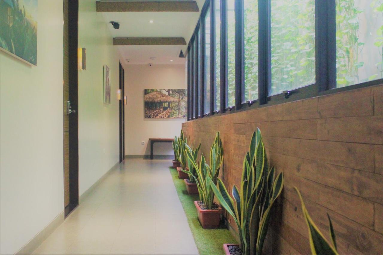 Treehouse Suites - Boutique Serviced Apartment Giacarta Esterno foto