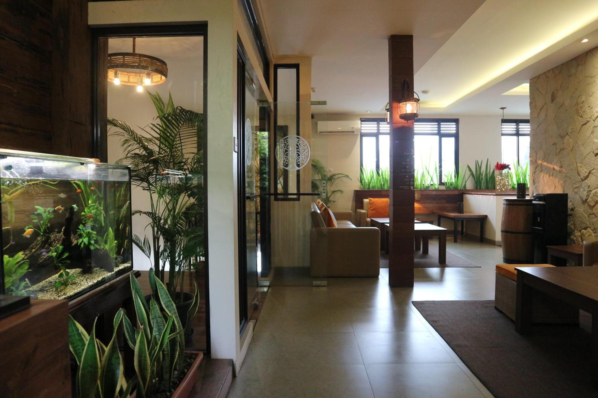 Treehouse Suites - Boutique Serviced Apartment Giacarta Esterno foto